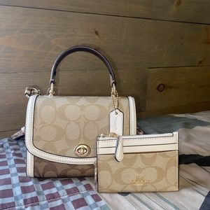 Coach Micro Tilly Top Handle 👜